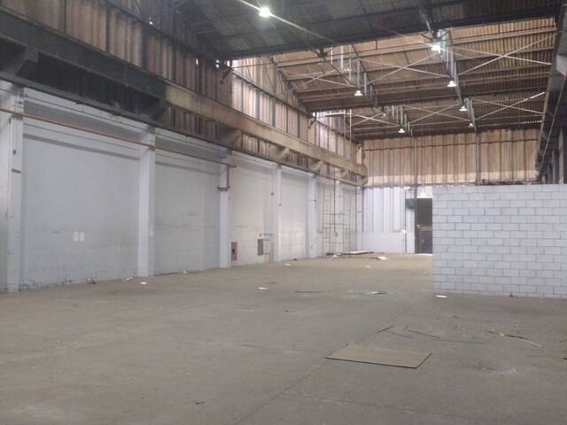 #128 - Galpão para Locação em Jandira - SP - 1