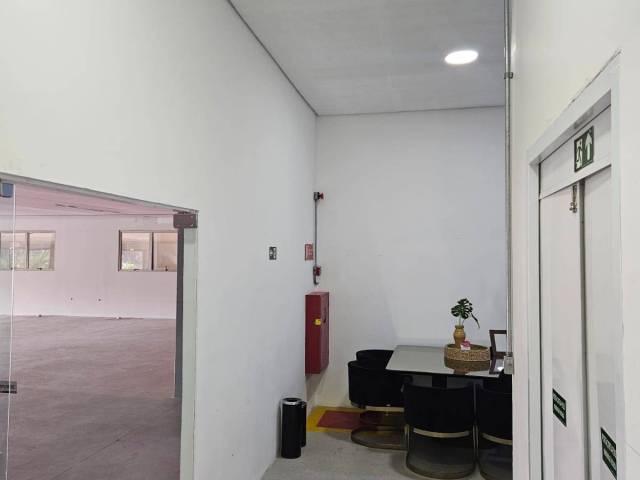 #140 - Sala para Locação em Barueri - SP - 2